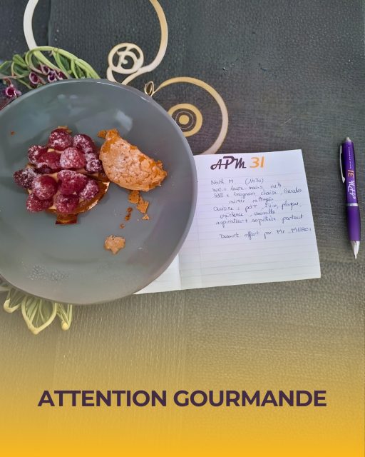 Après l’effort, le réconfort ! 💛

Aujourd’hui, après une séance de ménage bien remplie, notre intervenante a eu la surprise de ce délicieux dessert gentiment offert par Mr G. 😋

Au-delà des tâches du quotidien, c’est aussi cela la magie de notre métier : ces petits moments d’échange, de complicité et de partage qui embellissent la journée de nos bénéficiaires... comme la nôtre ! 🙌

Un grand merci à Mr G. pour cette délicate attention qui fait chaud au cœur. ❤️

#blagnac #aidesoignante #aideadomicile #liensocial #blagnacmoncommerce